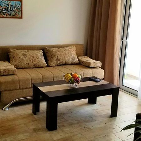 Riviera Inn Apartments อุลซิน ห้อง รูปภาพ